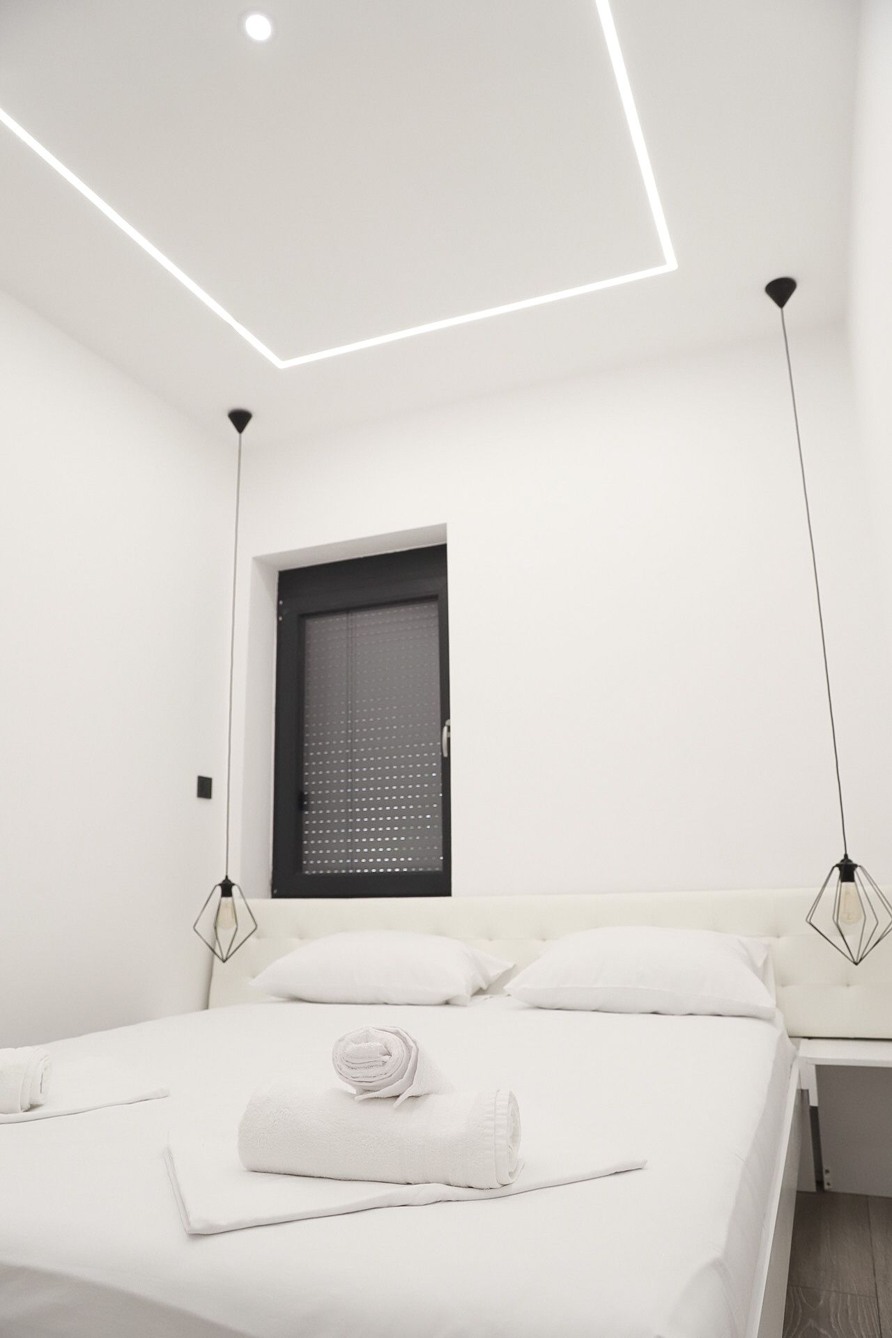 One-Bedroom Apartment loading=