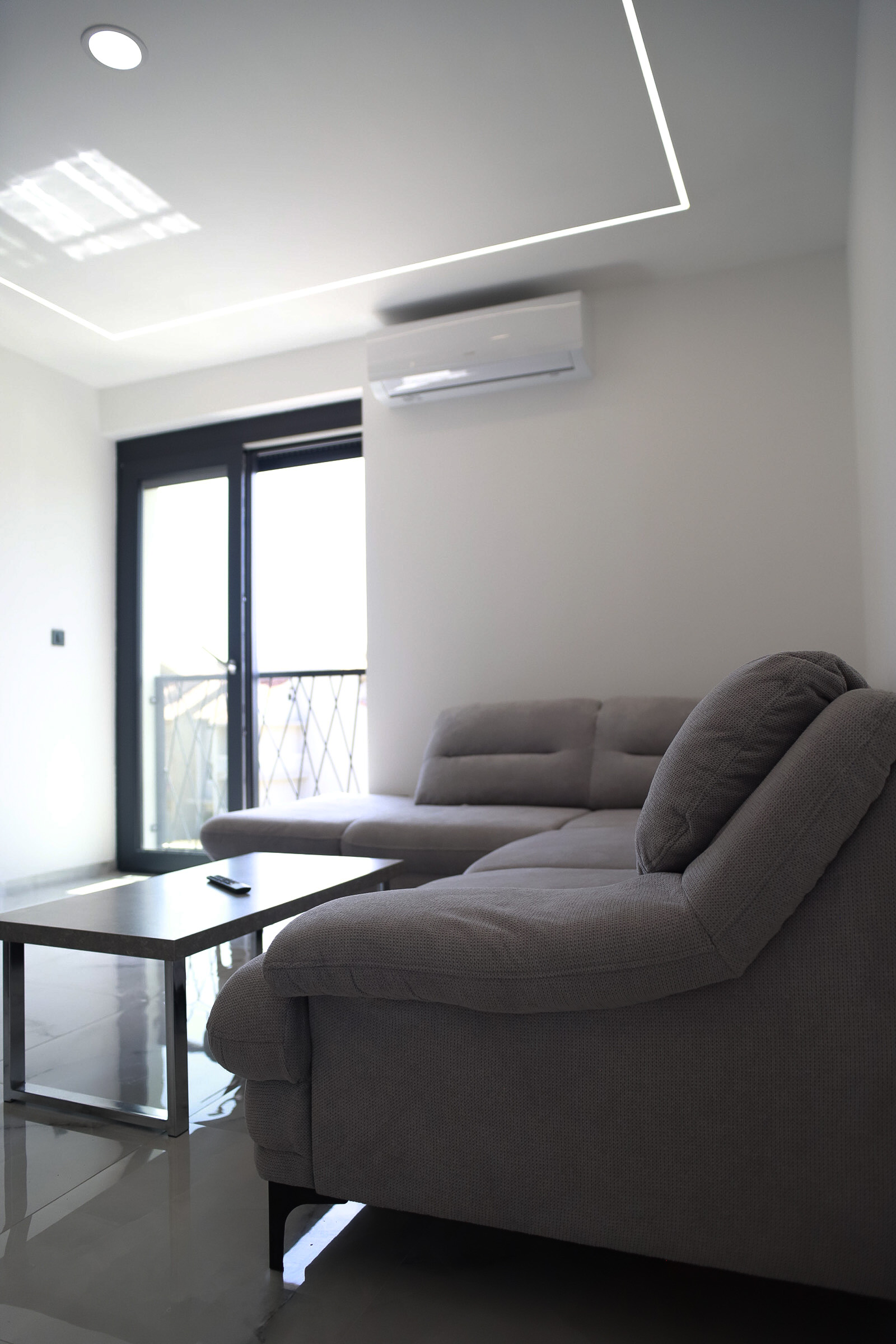 Apartment with Terrace loading=