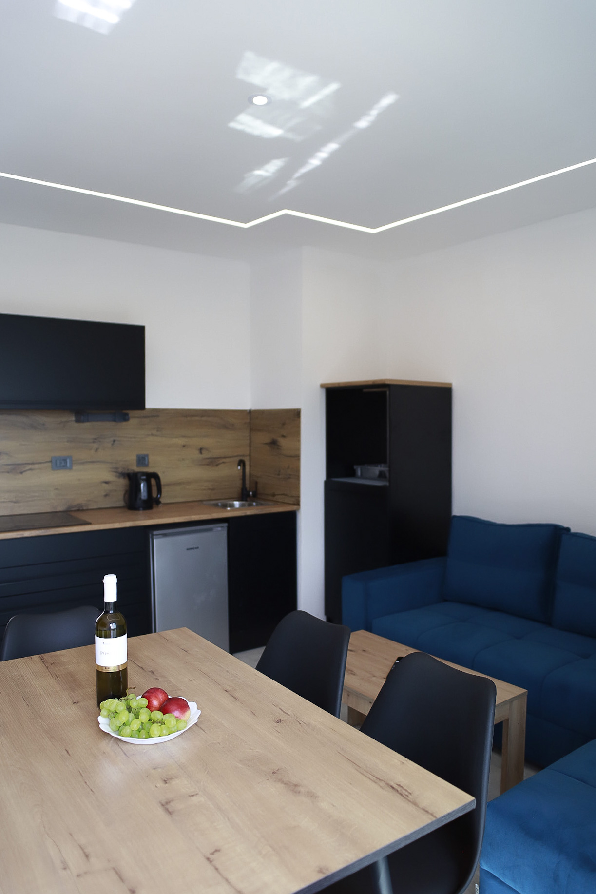 Superior Apartment loading=