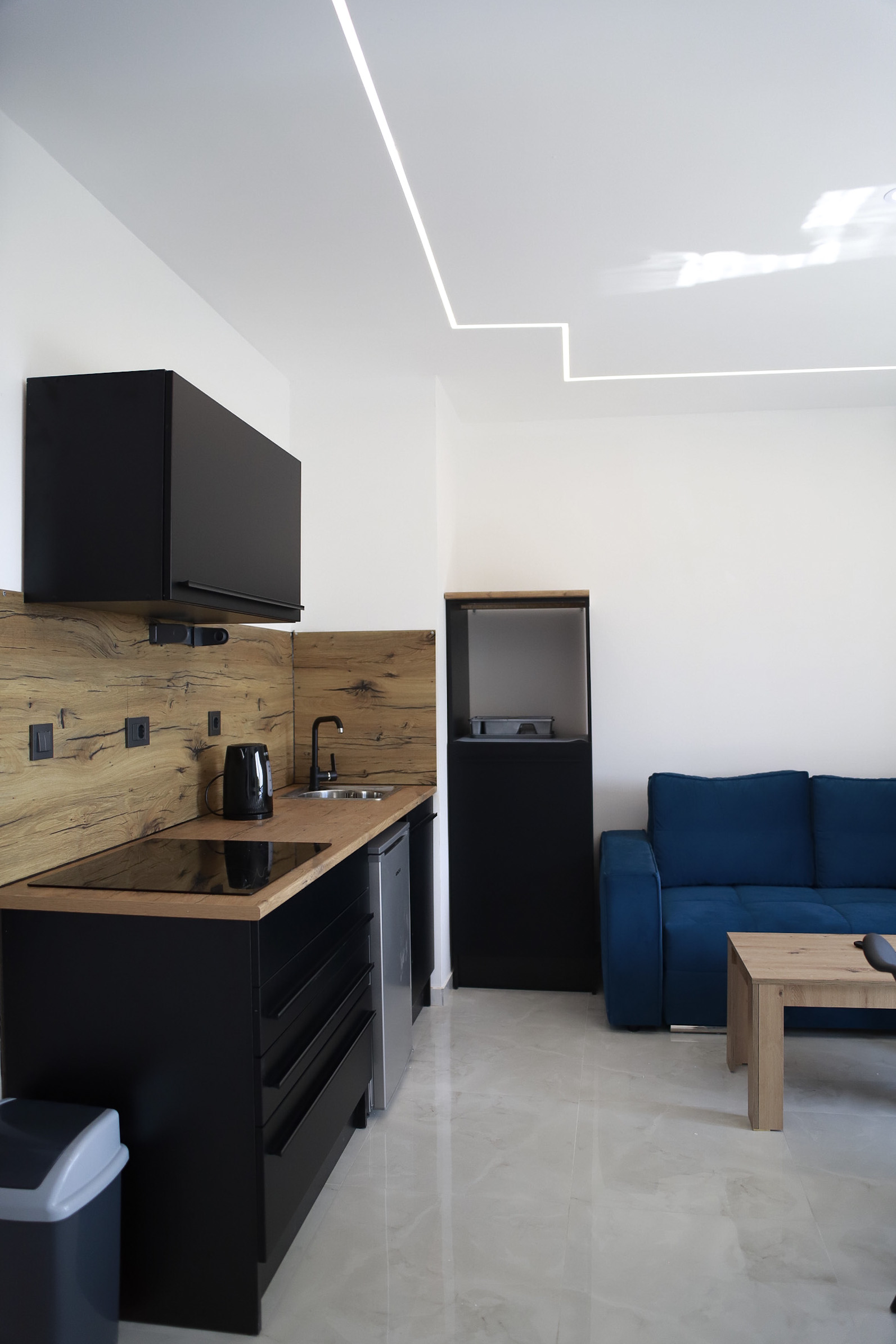 Superior Apartment loading=