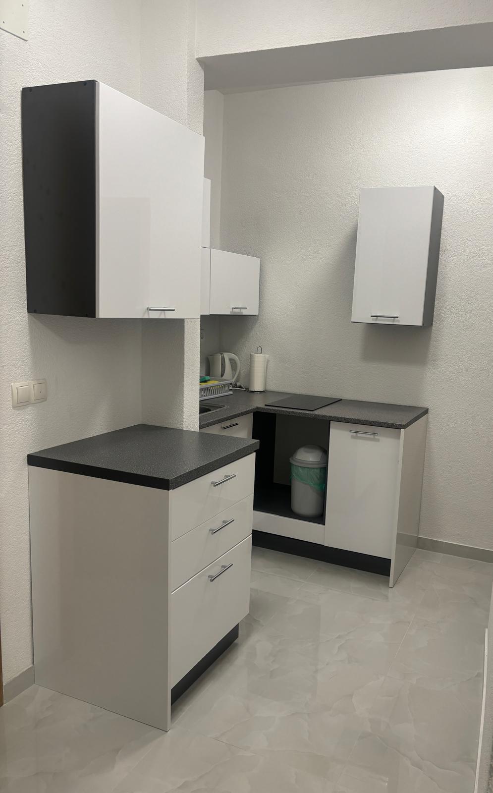 Apartment 2 loading=