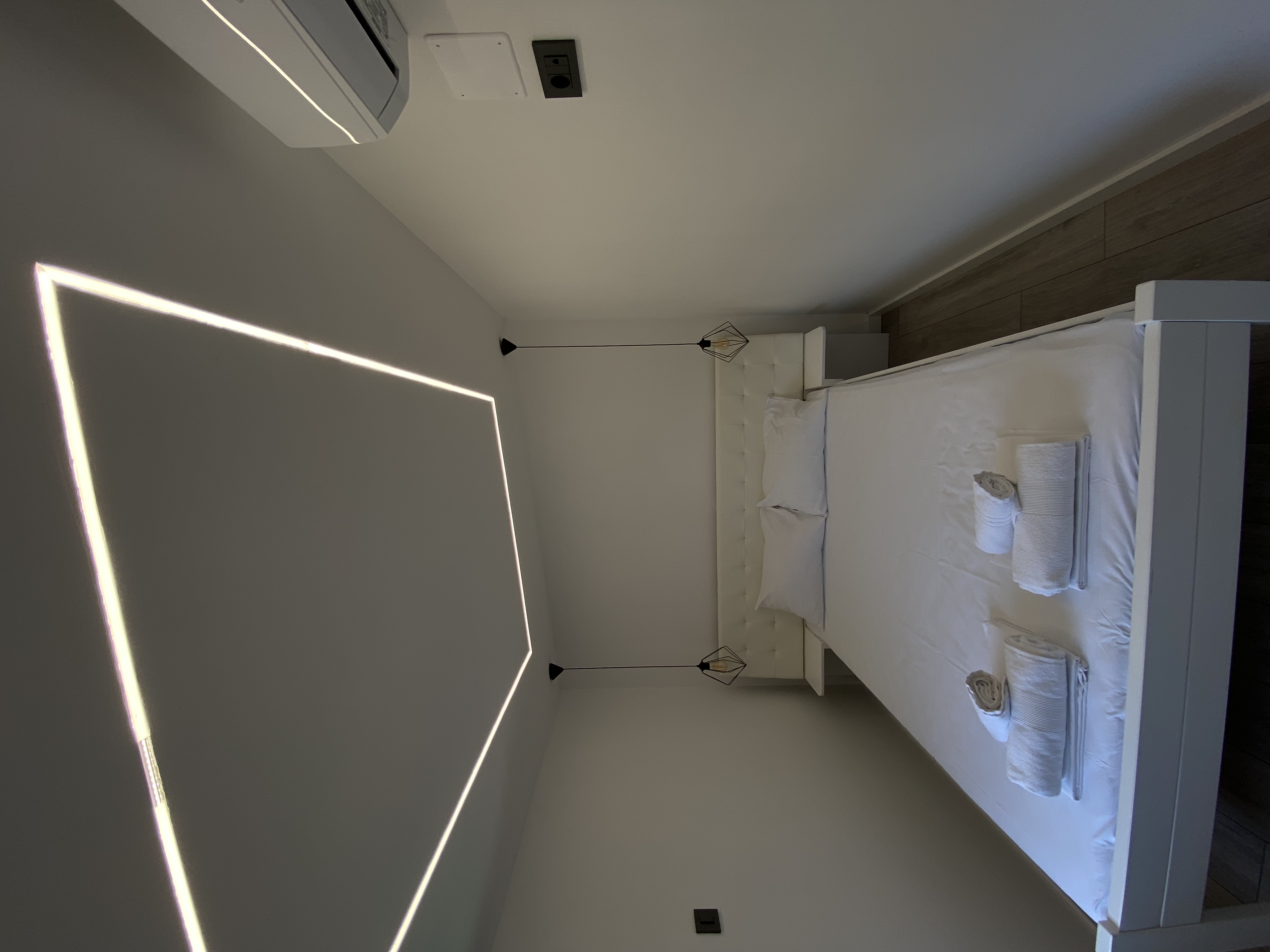 Villa Paradise loading=