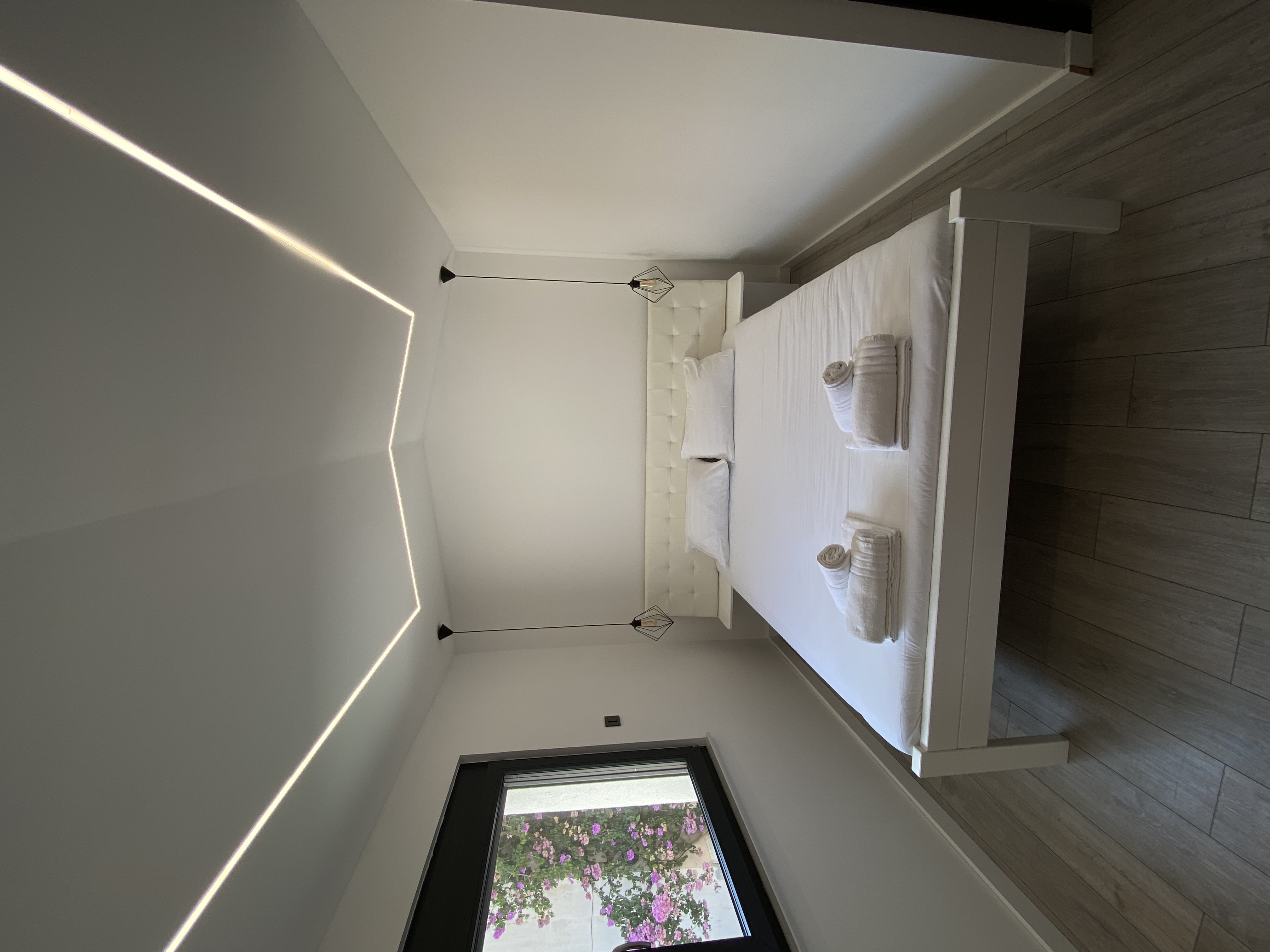 Villa Paradise loading=